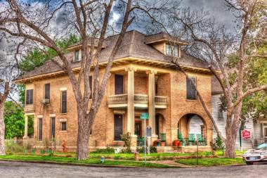 Katy House Bed and Breakfast