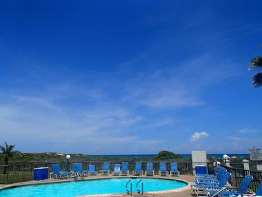 Royale Beach and Tennis Club a VRI resort