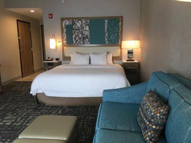 Hampton Inn & Suites Dallas-The Colony