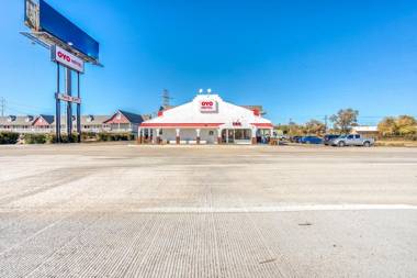 OYO Hotel Waco University Area I-35