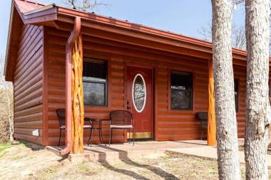 Cabin 2 Rental 15 minutes from Magnolia and Baylor