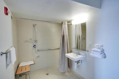 Motel 6-Webster TX - Houston - Nasa Lake