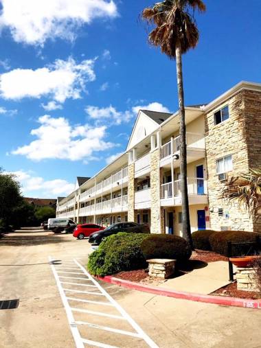 InTown Suites Extended Stay Houston TX Webster - NASA