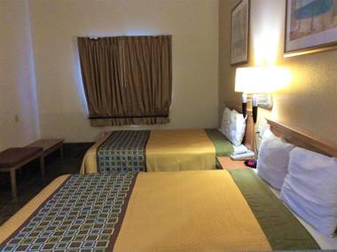 Texas Inn - Welasco/Mercedes