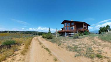 Juniper Ridge 5 BR Family Cabin