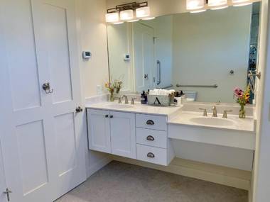 Annie's Place Bed & Breakfast