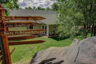 Pecan Point by KABINO