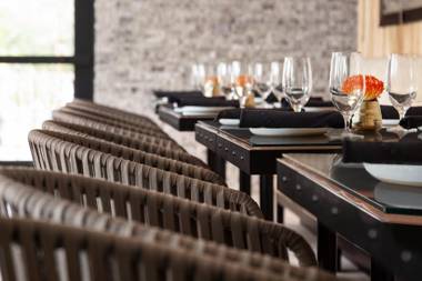 Hoodoo Moab Curio Collection By Hilton