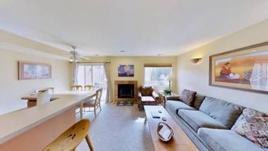 Kokopelli's Kiva #3230