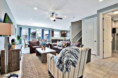 Super Fun Poolside Home Flexible Cancellation Policy - Entrada 619