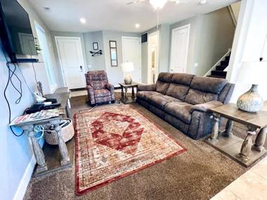 Brand New Listing - Pet Friendly End Unit Same Day Bookings - Entrada 598