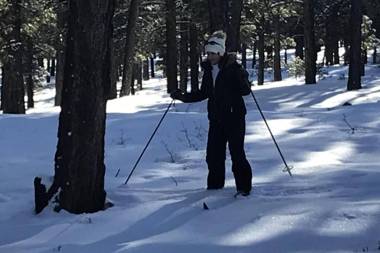 Farm House Cabin Patio TV Room Games BBQ Campfire