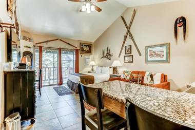 Quaint Prospector Lodge