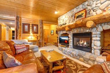 K B M Resorts- BBL-251 Remodeled 2Bd chalet walk to Deer Valley and slopes hot tub