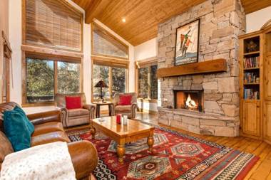 K B M Resorts- PGE-2413 Large 3Bd chalet Deer Valley mountain views private hot tub
