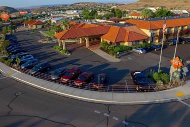 Desert Garden Inn A Trademark Collection Hotel By Wyndham