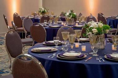 Doubletree Suites by Hilton Salt Lake City