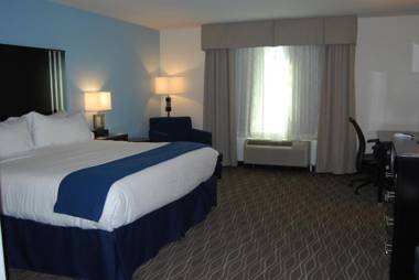 Holiday Inn Express Springville an IHG Hotel