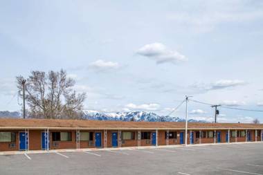 Motel 6-Tremonton UT