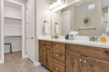 Be Our Guest at Ladera Resort! Brand New! POOL! Great WiFi! All Master Suites!