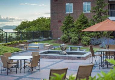 Courtyard Burlington Harbor