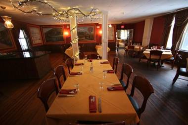 Smugglers Notch Inn