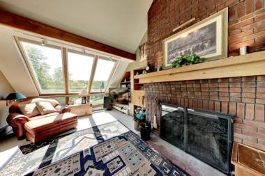 Sunrise Mountain Village - Ski-In/Out Community