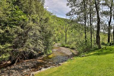 Cedarbrook Standard Hotel Room 201