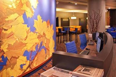 Courtyard by Marriott Alexandria Pentagon South