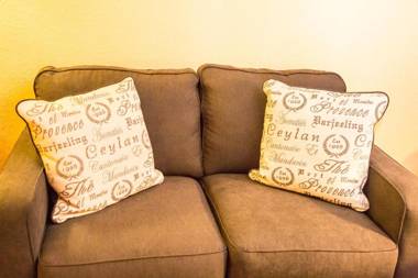 Days Inn by Wyndham Alexandria South