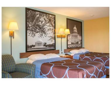 Super 8 by Wyndham Alexandria/Washington D.C. Area
