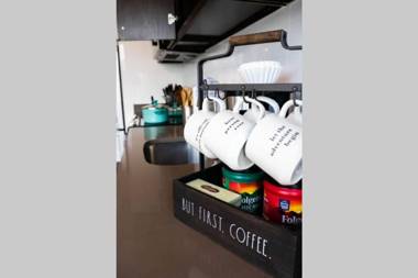 Top Of The Line High-Rise Luxurious Loft