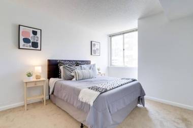 Awesome 1 Bedroom Condo At Ballston Place With Gym