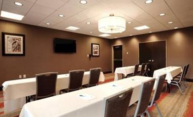 Homewood Suites by Hilton - Charlottesville