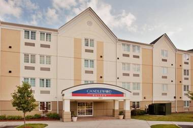 Candlewood Suites Chesapeake-Suffolk an IHG Hotel