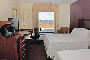 Hampton Inn & Suites Chesapeake-Battlefield Boulevard