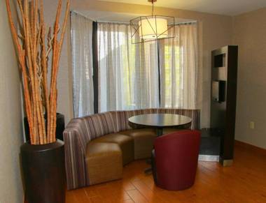 Courtyard Chesapeake Greenbrier