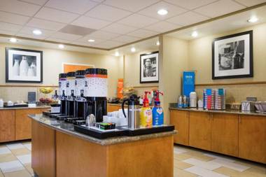 Hampton Inn Petersburg - Southpark Mall