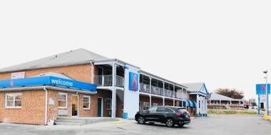 Motel 6-Falls Church VA - Arlington Boulevard