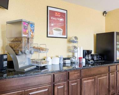 Econo Lodge Fredericksburg near I-95