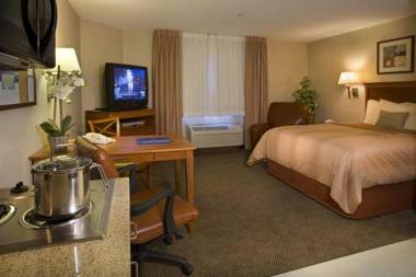 Candlewood Suites Fredericksburg an IHG Hotel