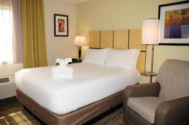 Candlewood Suites Washington-Dulles Herndon an IHG Hotel