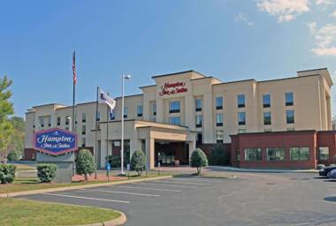 Hampton Inn & Suites Norfolk-Airport