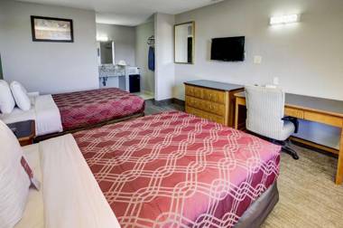 Econo Lodge Airport