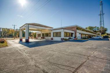 OYO Hotel Petersburg VA - Templeton