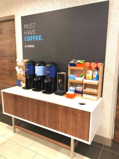 Holiday Inn Express Richmond - Midtown an IHG Hotel