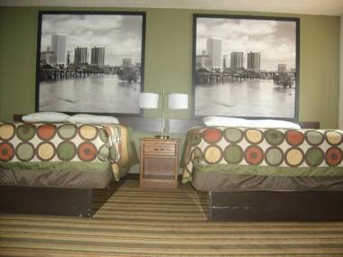 Super 8 by Wyndham Richmond/Chamberlayne Rd