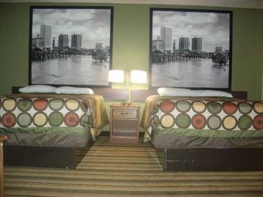 Super 8 by Wyndham Richmond/Chamberlayne Rd