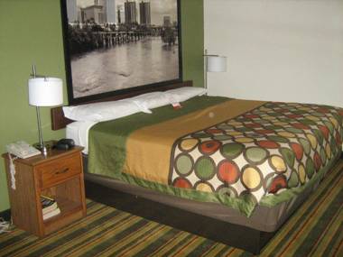 Super 8 by Wyndham Richmond/Chamberlayne Rd