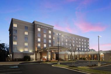 DoubleTree Richmond Airport